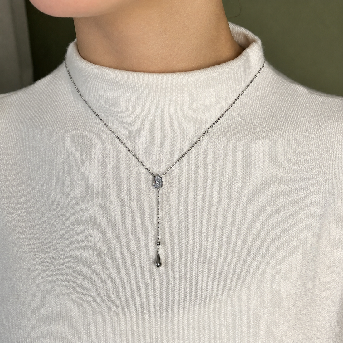 Colar Gravatinha Gota Zircônia Sintra Aço Inoxidável