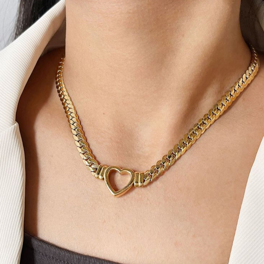 Choker Coração Valentinna Banhado em Ouro 18K
