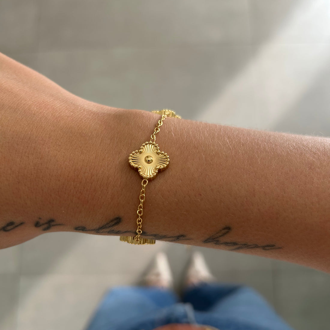 Pulseira Trevos Nina Banhado em Ouro 18K