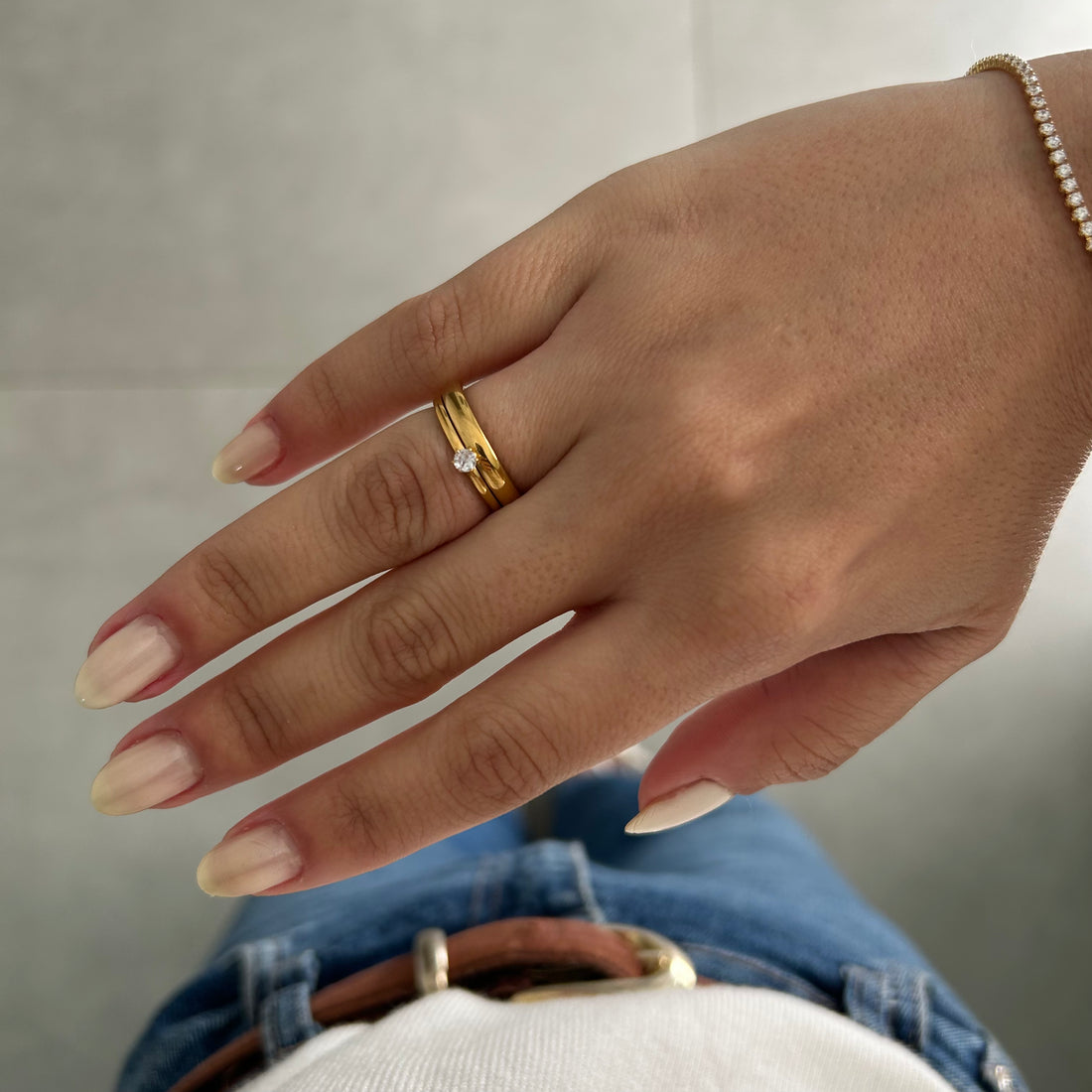 Aliança Clássica Helena Banhado em Ouro 18K