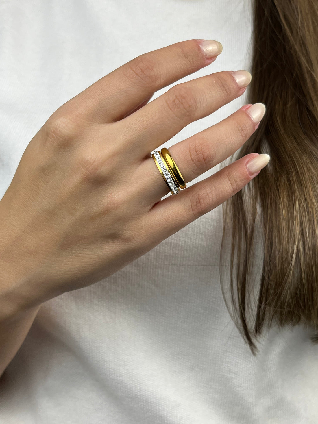 Aliança Clássica Helena Banhado em Ouro 18K