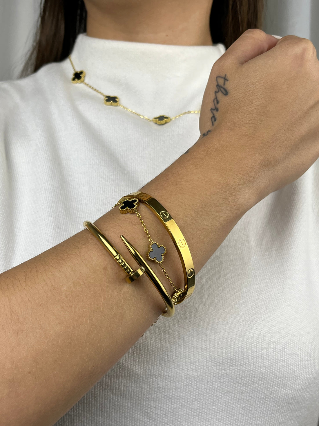 Pulseira Trevos Lina Banhado em Ouro 18K