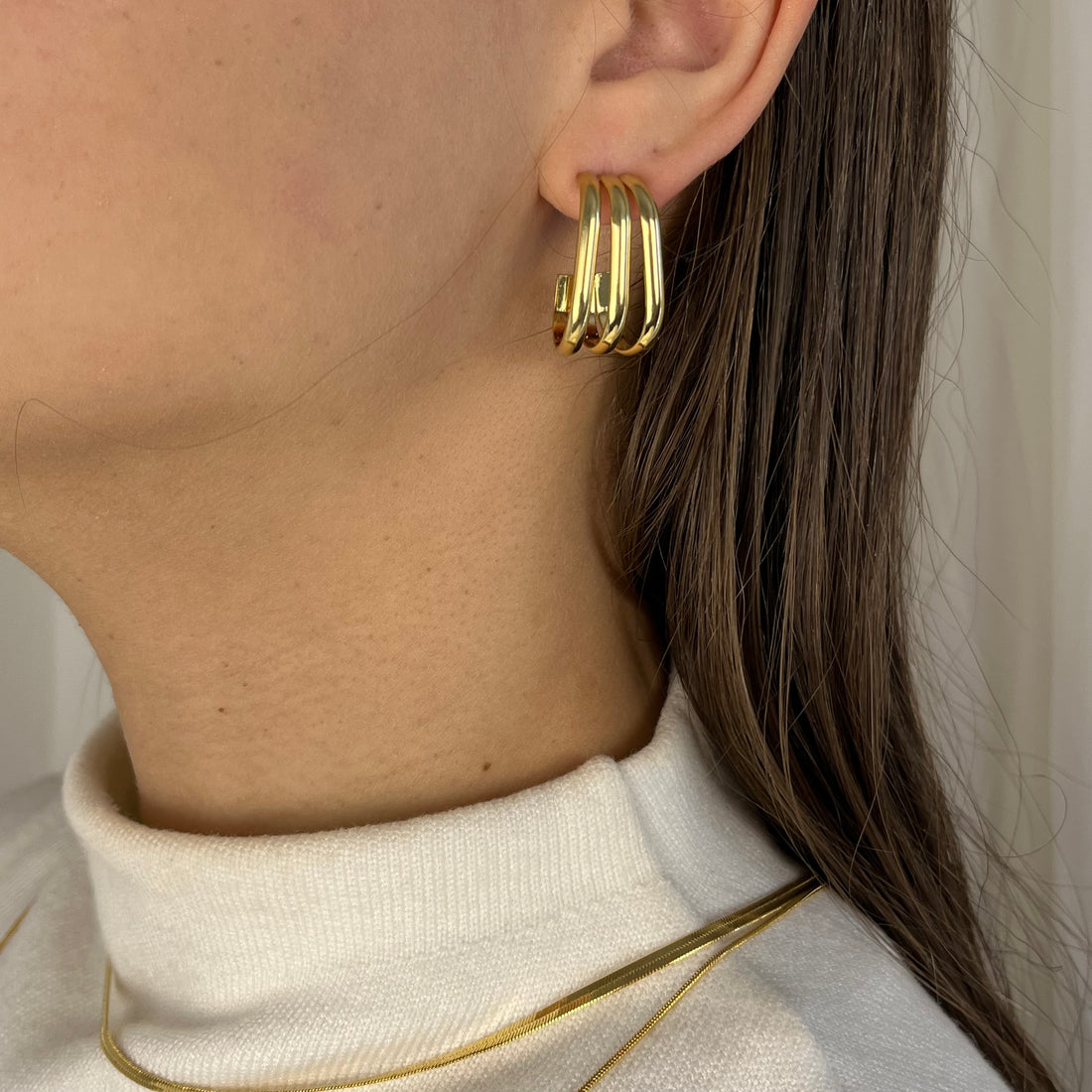 Brinco Argola Ana Banhado em Ouro 18K
