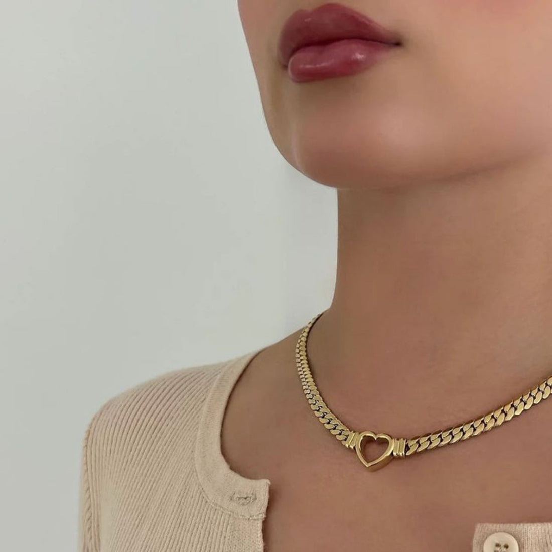 Choker Coração Valentinna Banhado em Ouro 18K