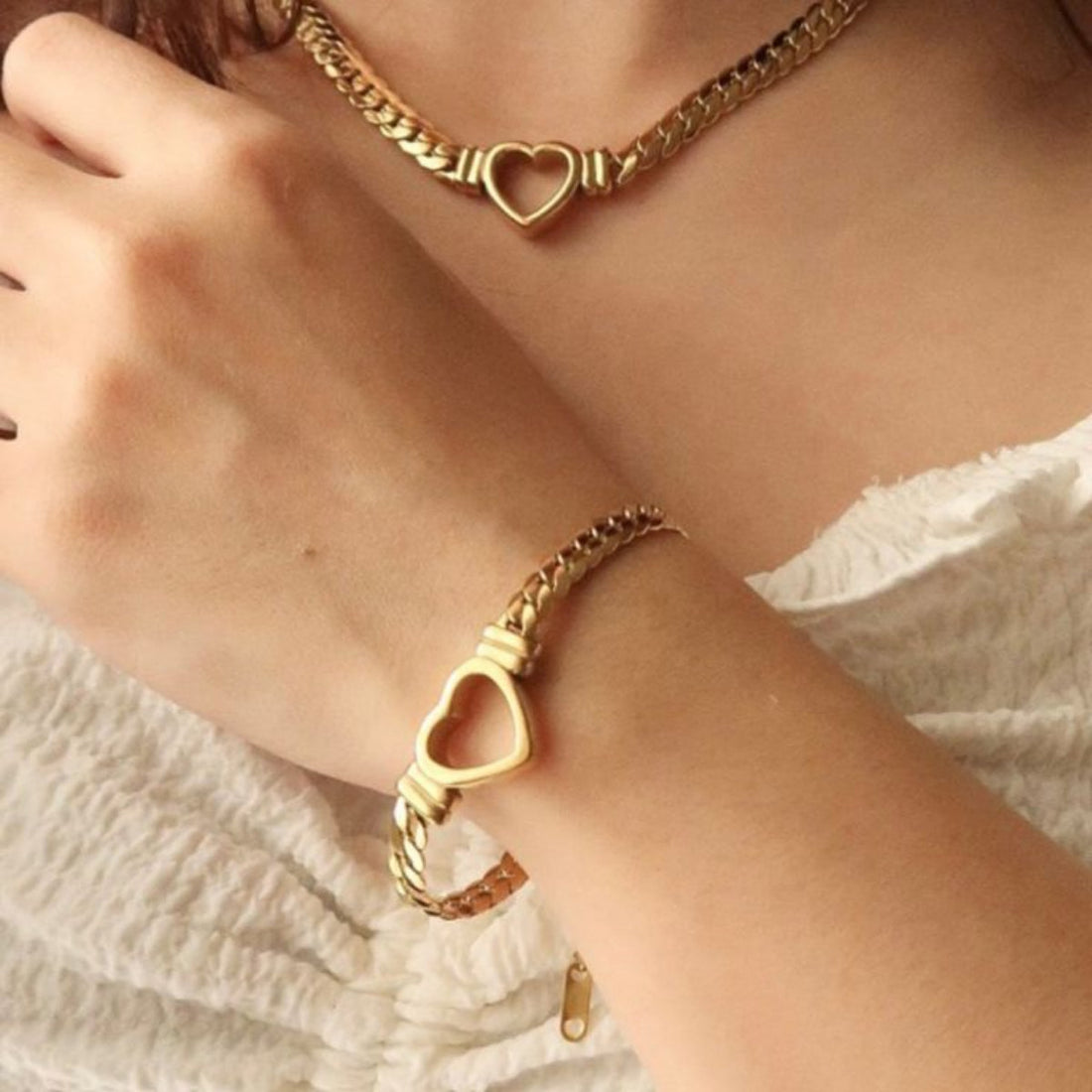 Pulseira Coração Valentinna Banhado em Ouro 18K