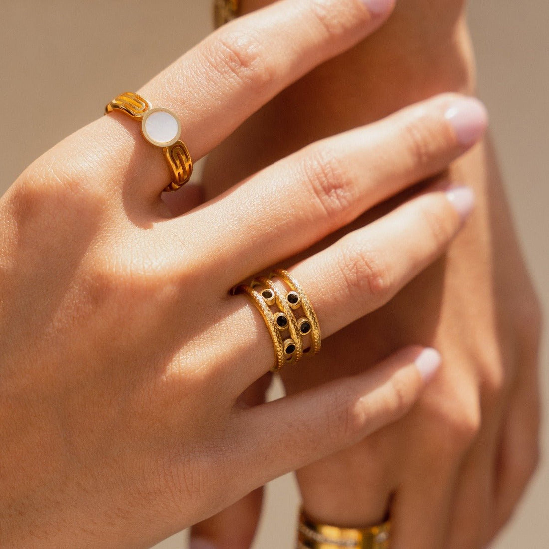 Anel Melissa Banhado em Ouro 18K