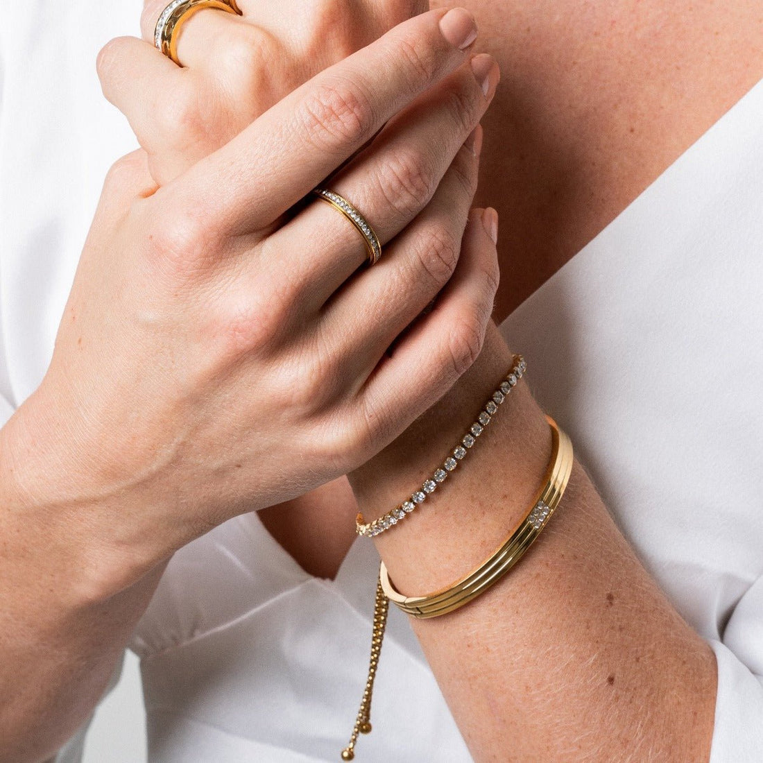 Anel Brilhante Ale Banhado em Ouro 18K
