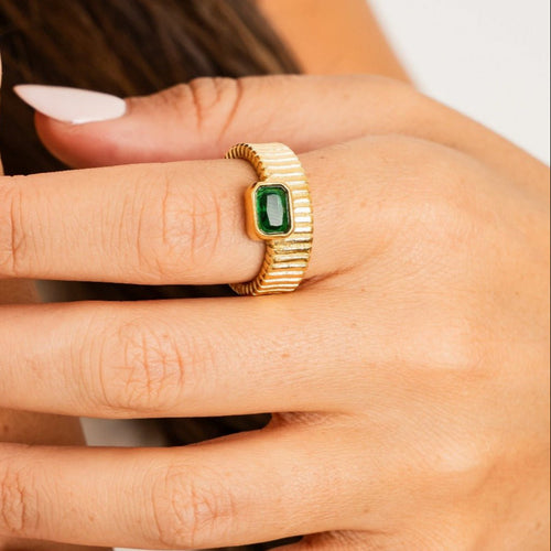 Anel Elowen Banhado em Ouro 18K