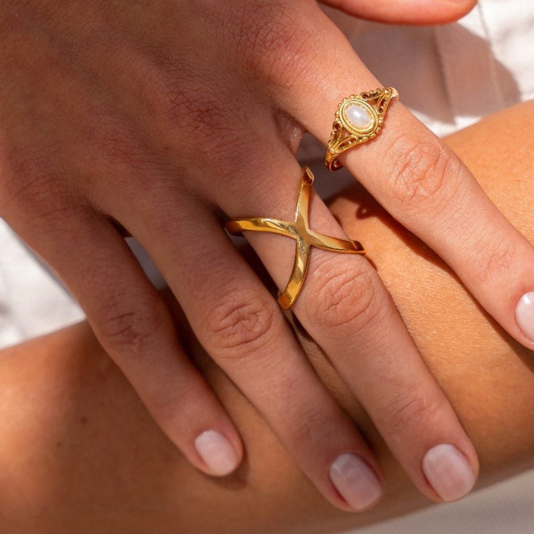 Anel Alix Banhado em Ouro 18K