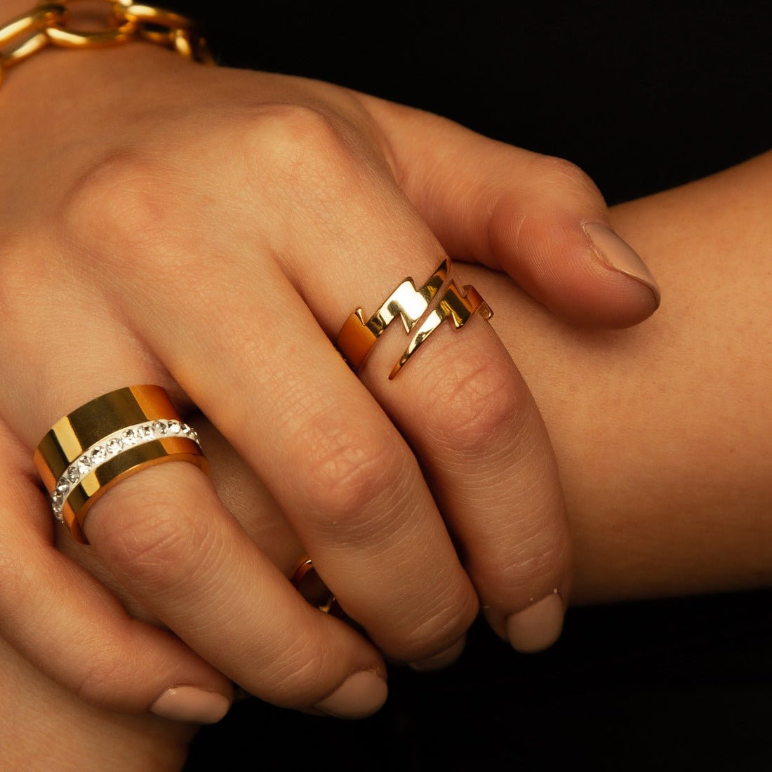 Anel Capri Banhado em Ouro 18K