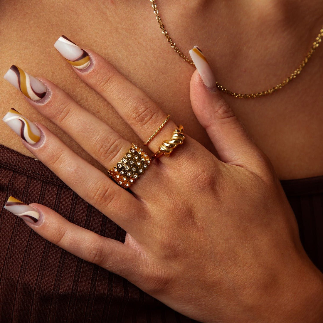 Anel Sara Banhado em Ouro 18K