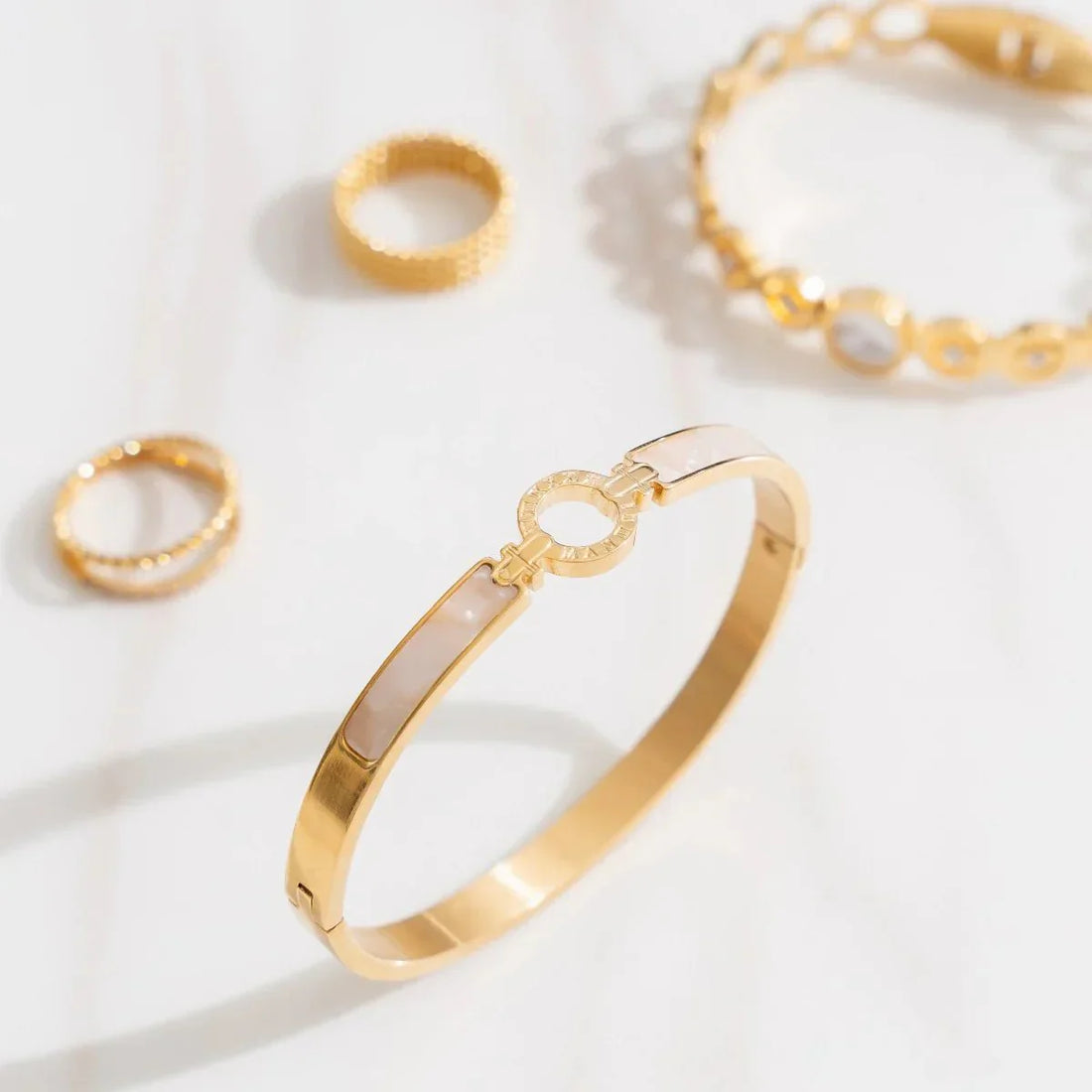 Bracelete Elenia Banhado em Ouro 18K