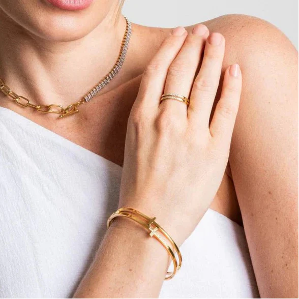 Bracelete Cruz Norah Banhado em Ouro 18k