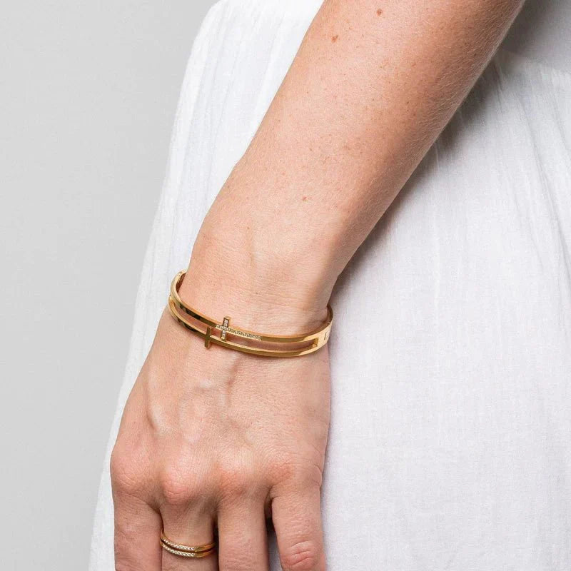 Bracelete Cruz Norah Banhado em Ouro 18k
