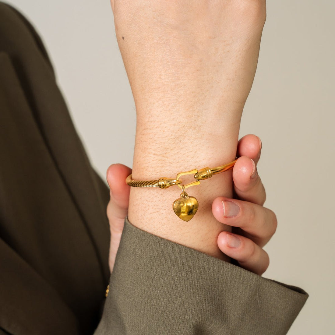 Bracelete Coração Lien Banhado em Ouro 18K
