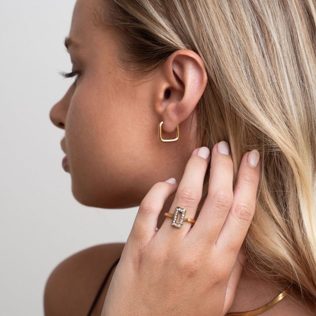 Brinco Argola Zara Banhado em Ouro 18K