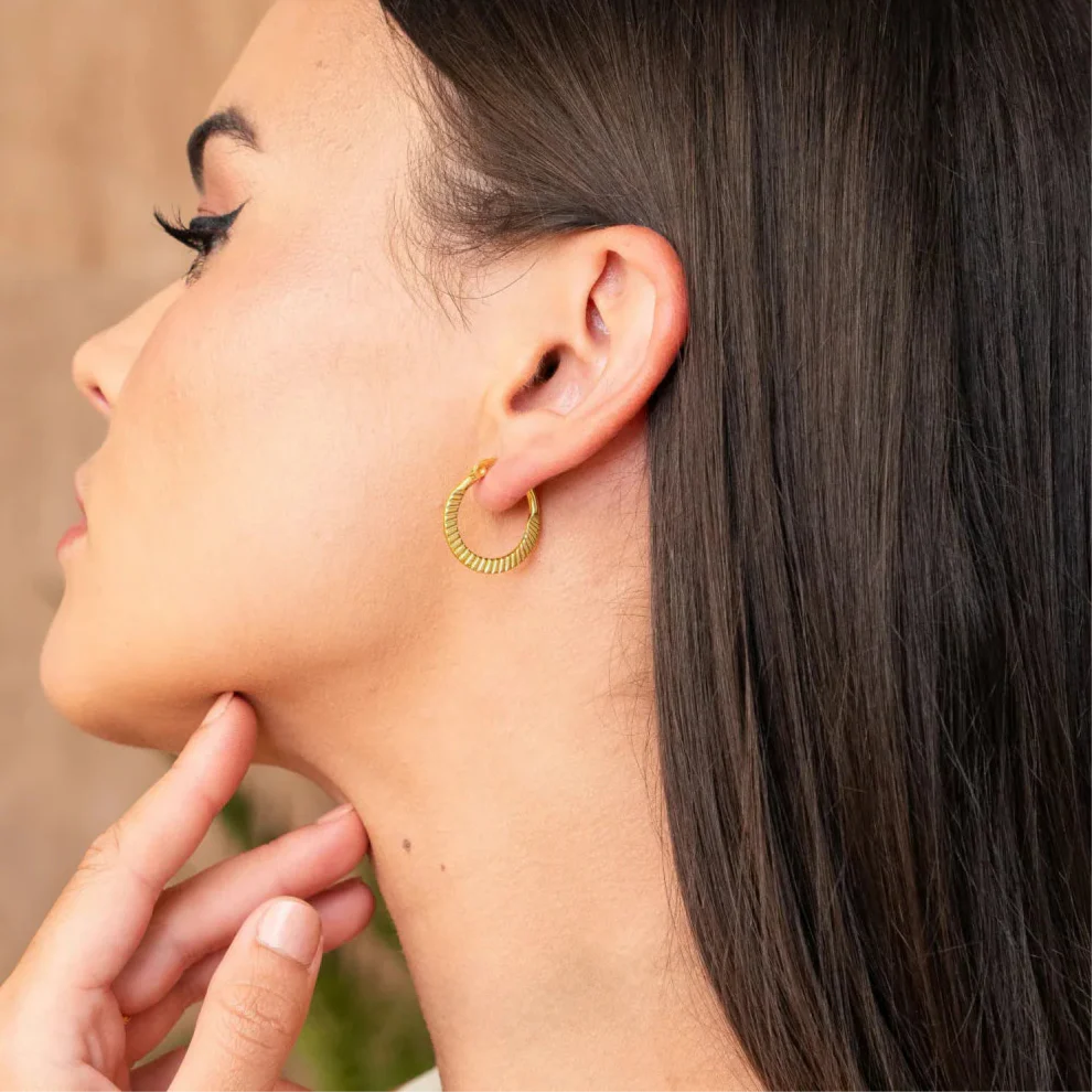 Brinco Catania Argola Banhado em Ouro 18K