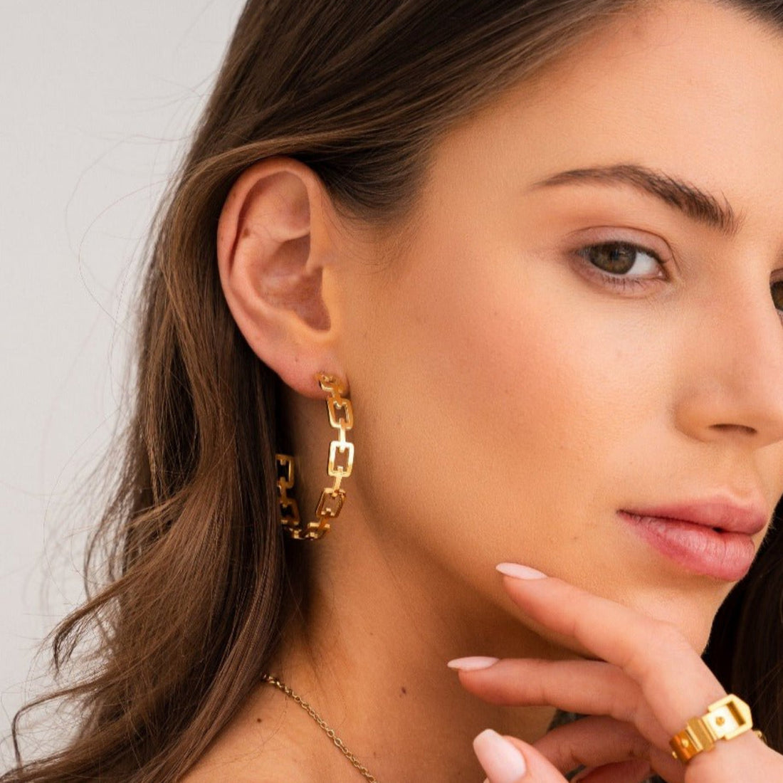 Brinco Argola Elos Elisa Banhado em Ouro 18K