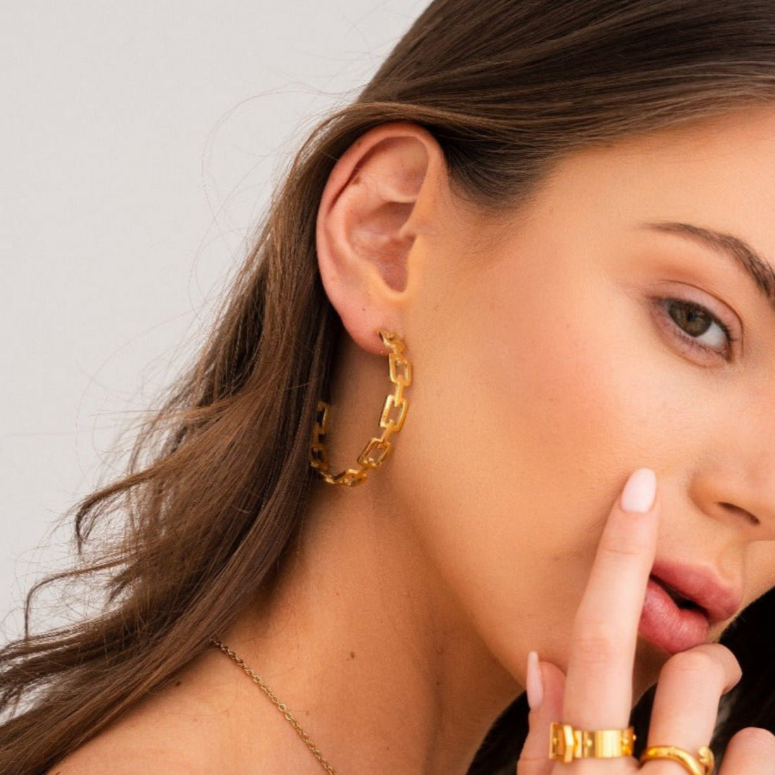 Brinco Argola Elos Elisa Banhado em Ouro 18K