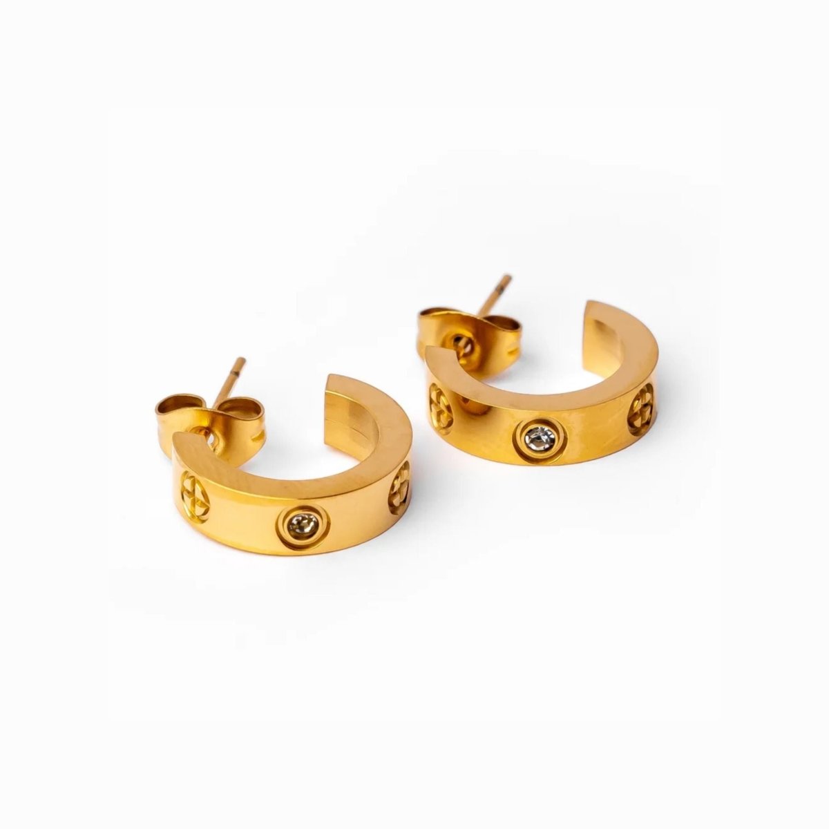 Brinco Argola Vitoria Banhado em Ouro 18K