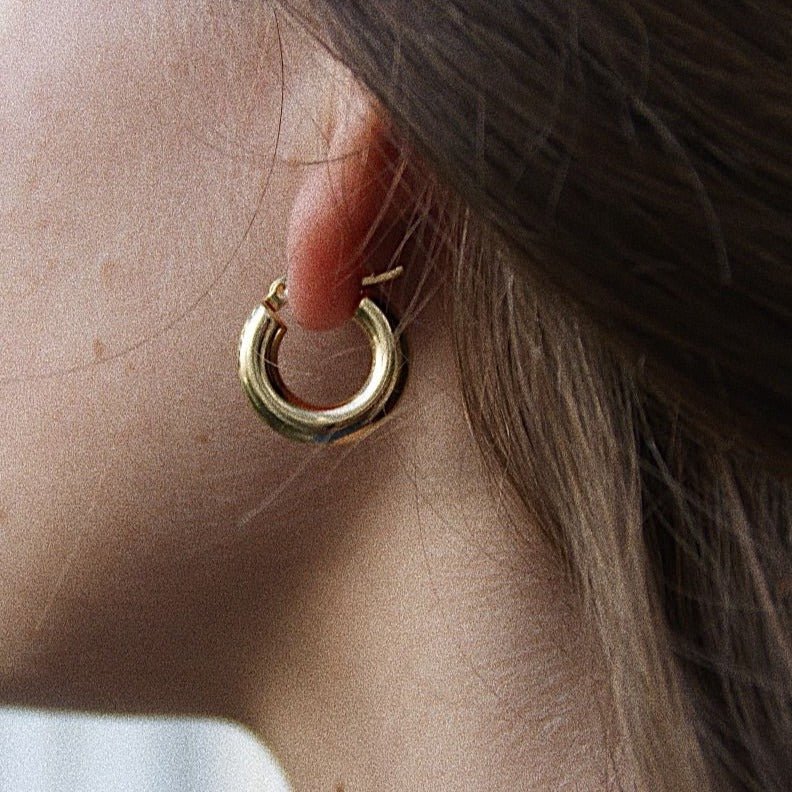 Brinco Argola Mavi G Banhado em Ouro 18K