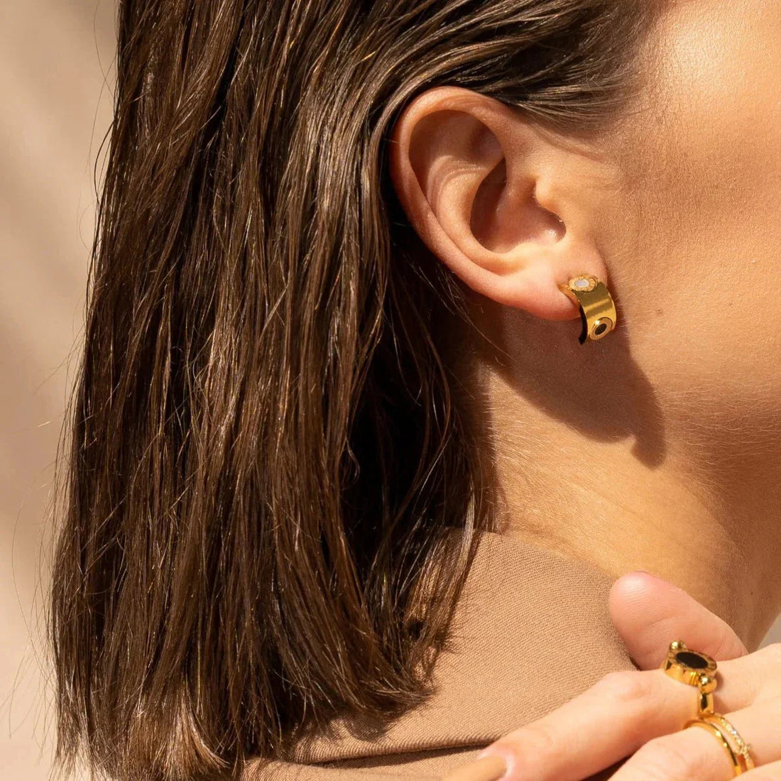 Brinco Romelis Banhado em Ouro 18K