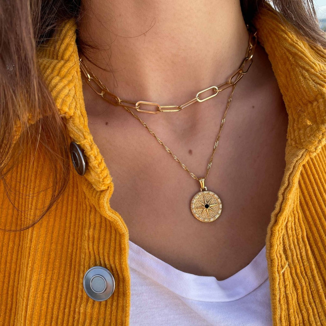 Colar Estrela Caeli Banhado em Ouro 18K