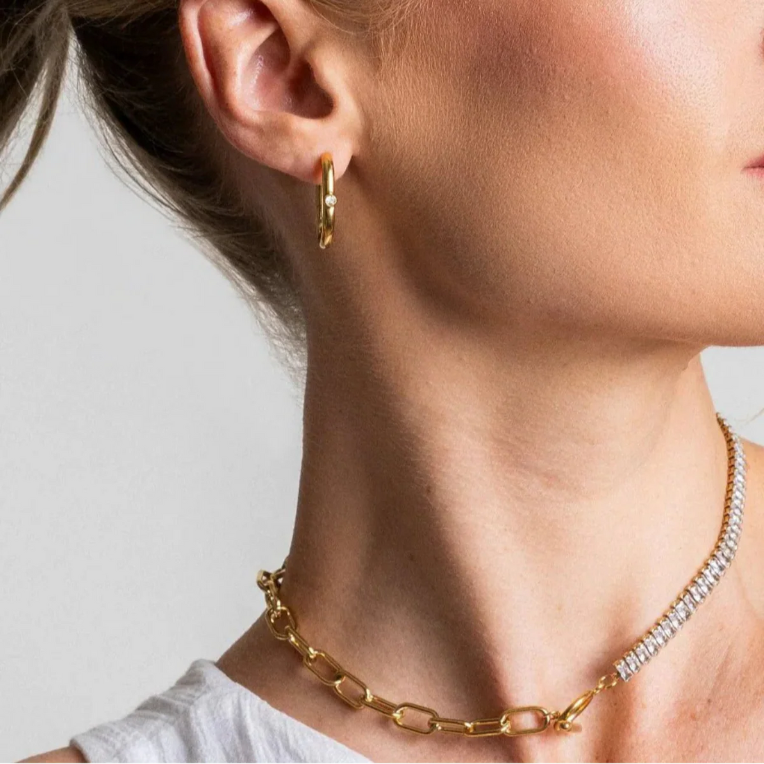 Choker Baguete Amelina Banhado em Ouro 18K