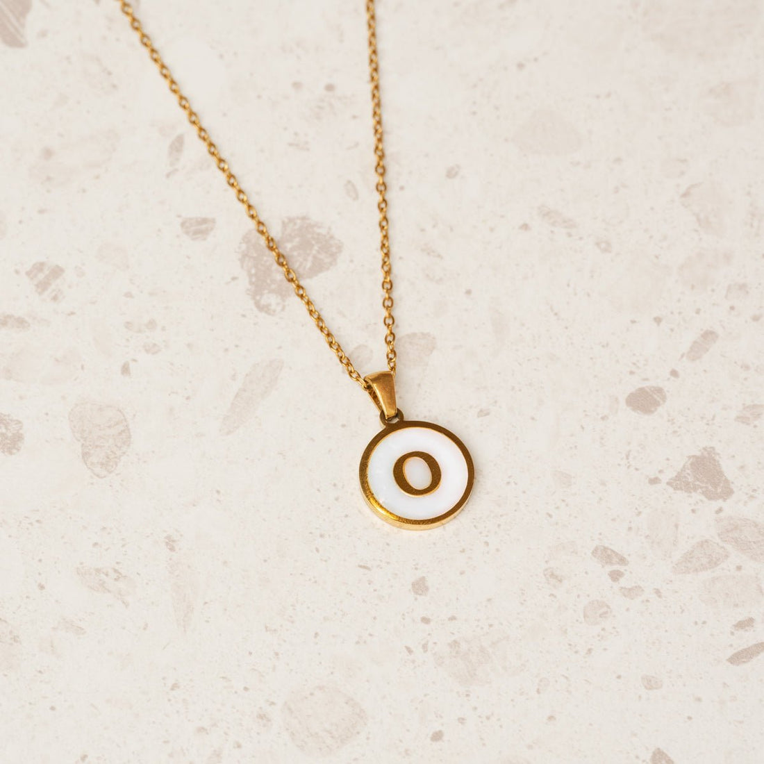 Colar Letra Inicial Adri Banhado em Ouro 18K