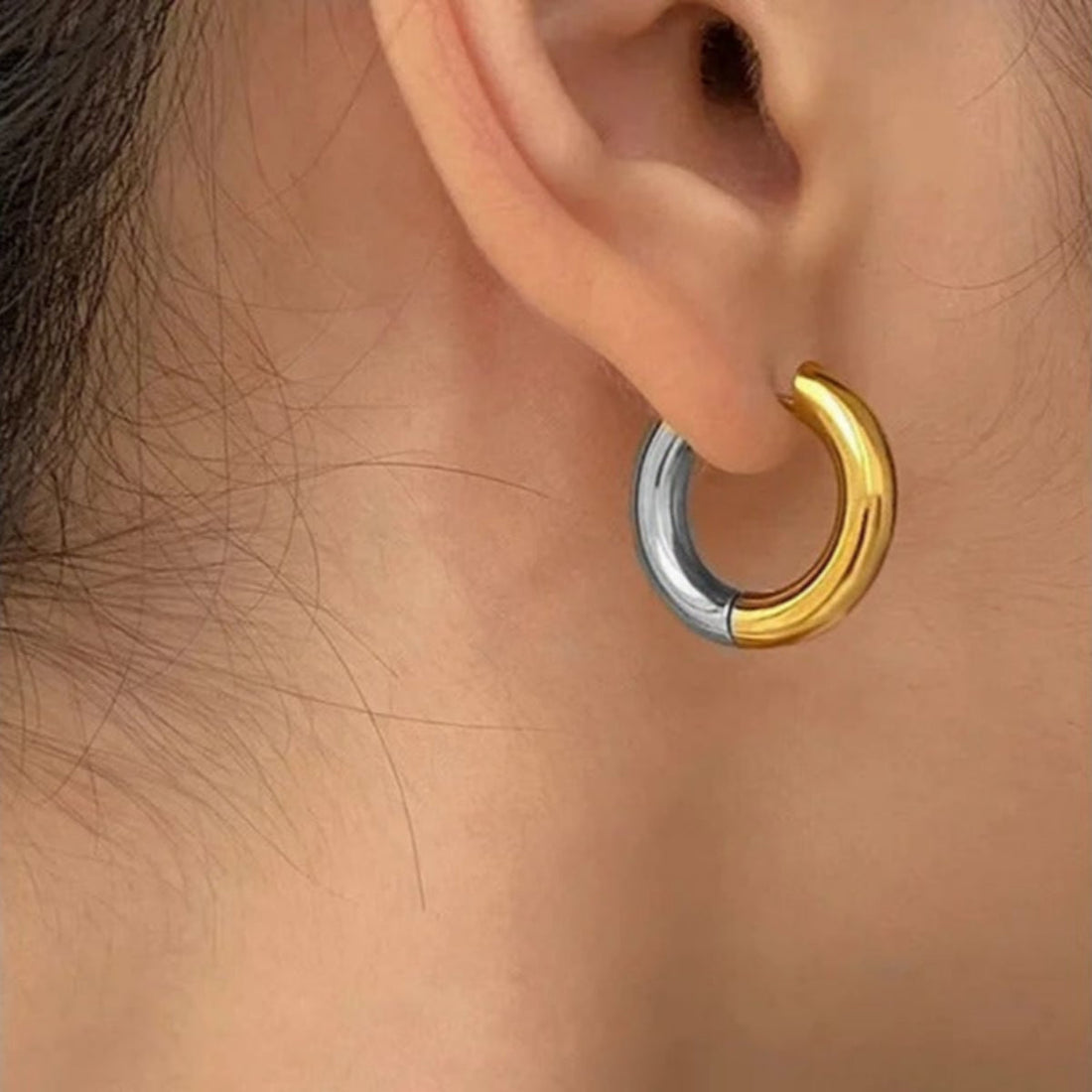 Brincos Argola Maelis Banhado em Ouro 18K