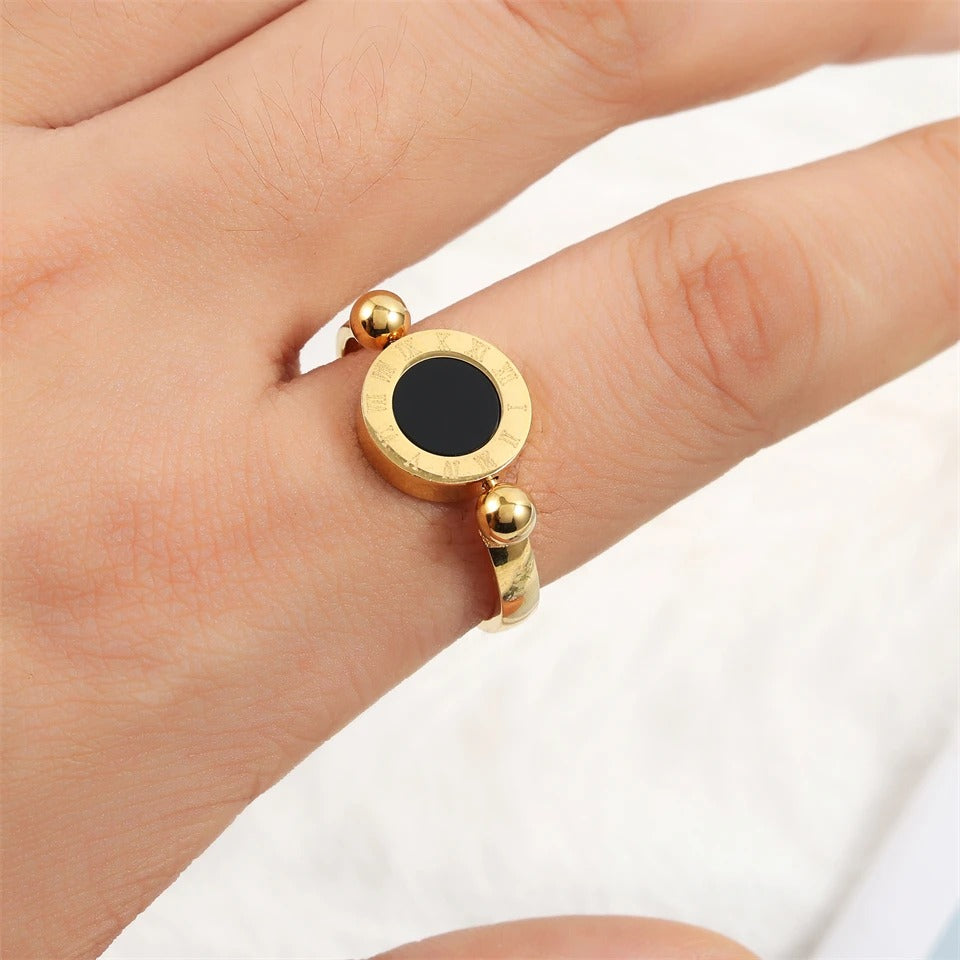 Anel Ônix Noir Banhado em Ouro 18K