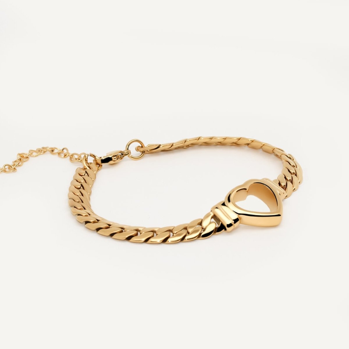 Pulseira Coração Valentinna Banhado em Ouro 18K