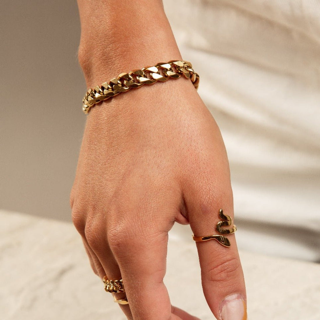 Pulseira Alessia Banhado em Ouro 18K
