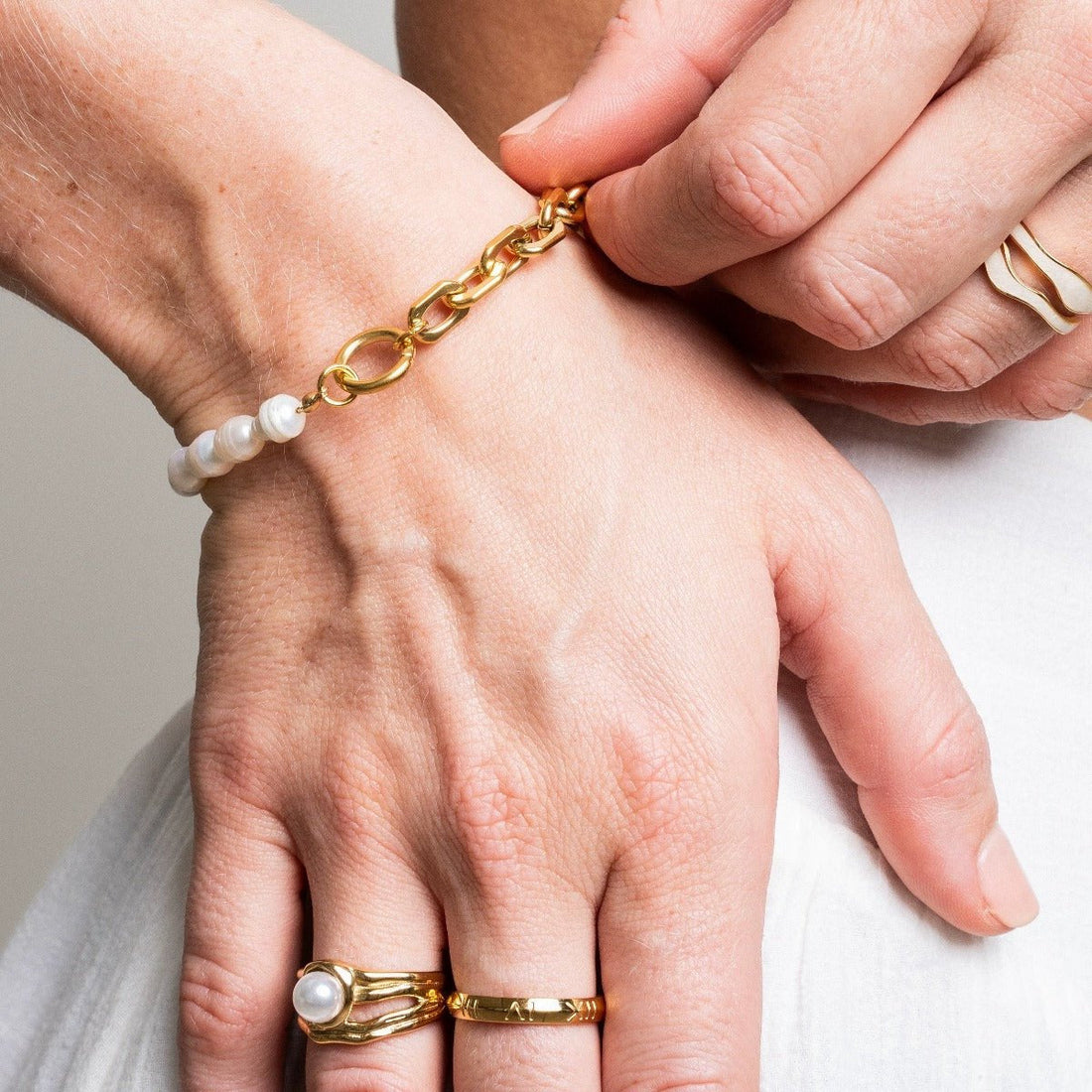 Pulseira Corrente Dual Avianne Banhado em Ouro 18K